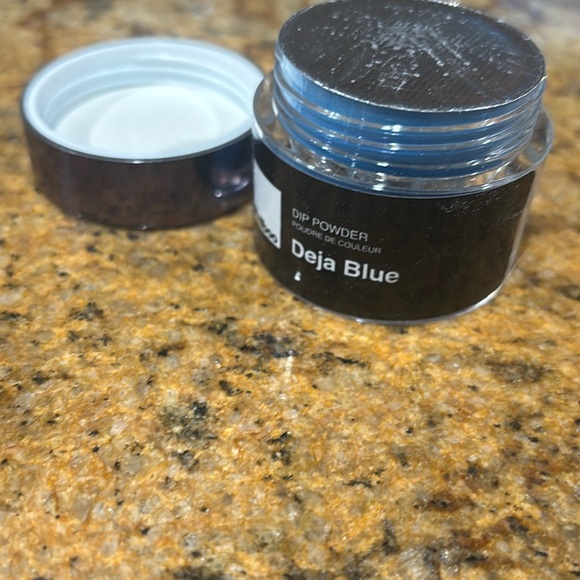 Nail Dipping Powder Set with Black and White Bottles - Picture 7 of 9